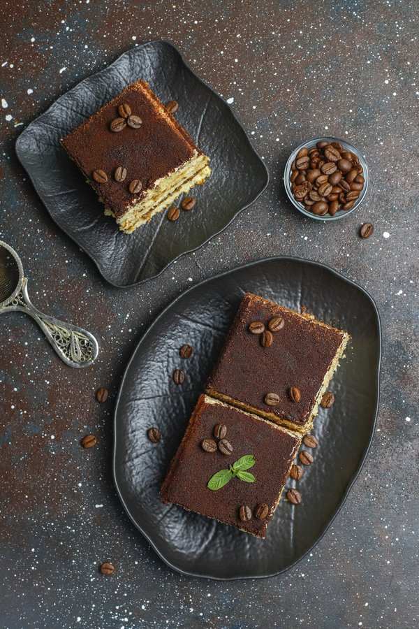 Comment réussir un tiramisu classique avec des biscuits savoiardi faits maison?